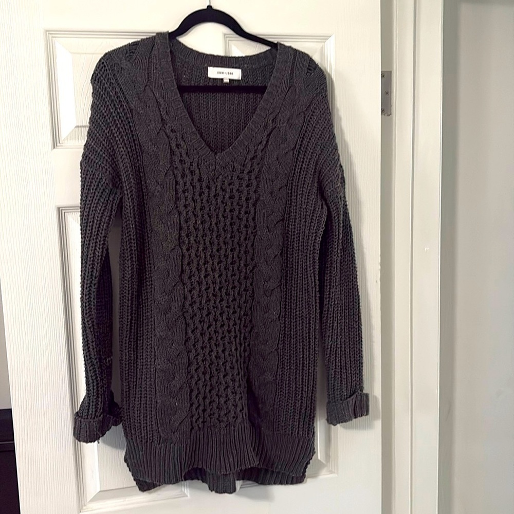 John + Jenn Chunky Cable Knit Sweater Size Extra Small